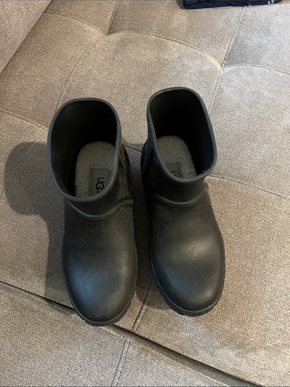 UGG kids Black Waterproof Short Rain Boots
